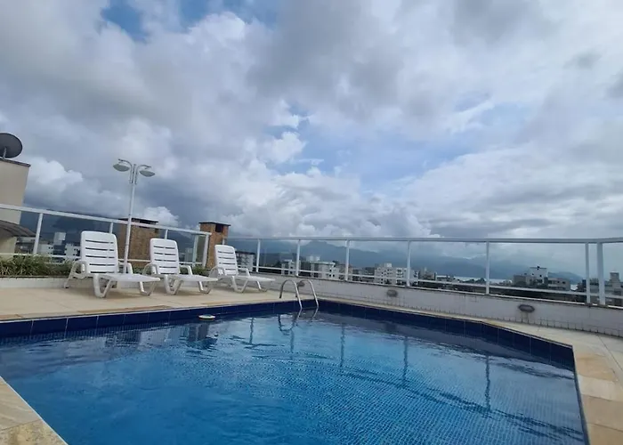 Apto Com Piscina No Itagua Ubatuba