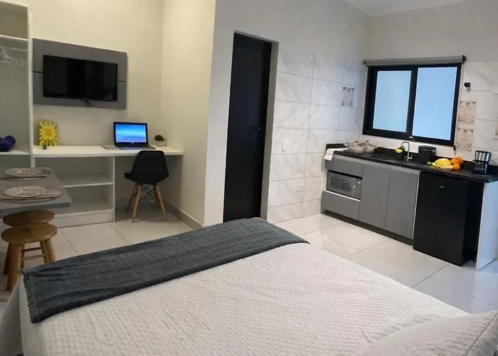 Studio 167 - Conforto perto da praia e ótima localização Ubatuba